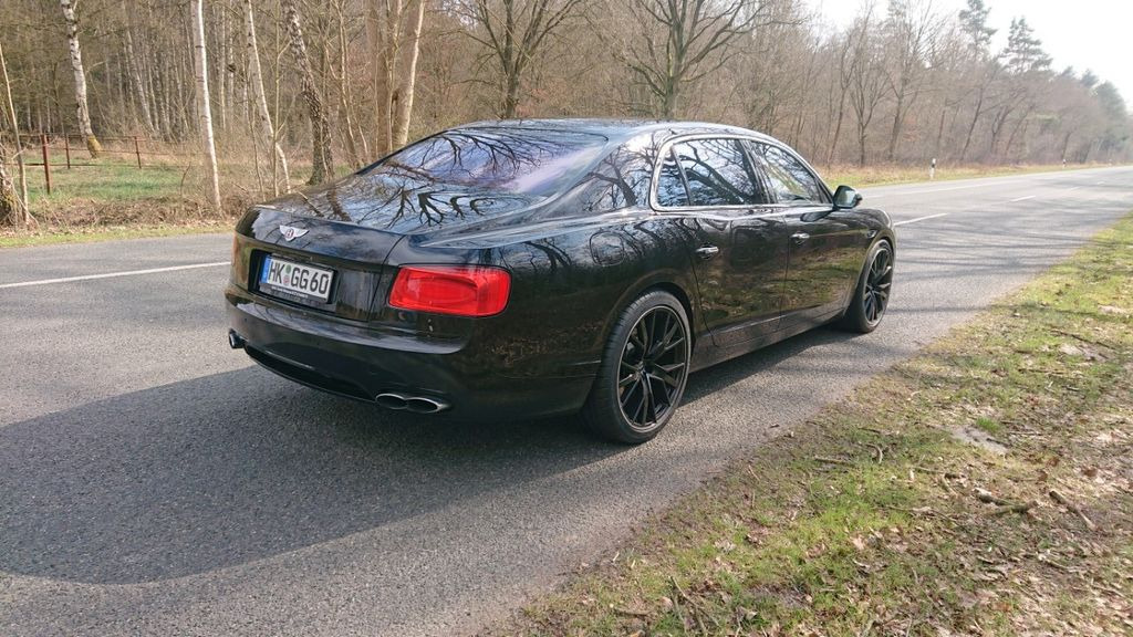 Αυτοκίνητο Bentley Flying Spur V8 all Black: φωτογραφία 14