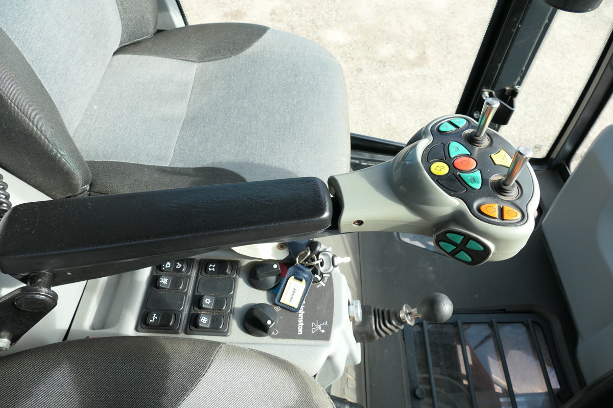 Leasing  CX 202 2- Sitzer Klima Rückfahrkamera Tempomat CX 202 2- Sitzer Klima Rückfahrkamera Tempomat: φωτογραφία 15