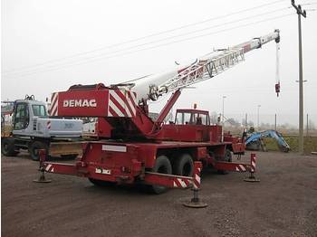  Demag HC 70 - Τηλεσκοπικός γερανός