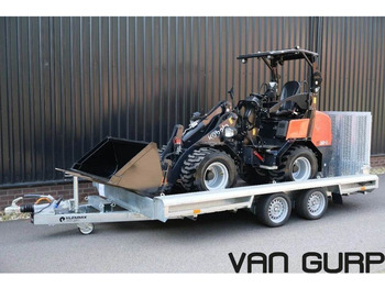 Ελαστιχοφόρος φορτωτής Giant G2500 X-TRA HD/ Kubota RT260-2 + Machinetransporte: φωτογραφία 1
