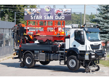Φορτηγό με εναέρια πλατφόρμα Iveco TRAKER 4x4 RAIL ROAD PALFINGER SCHIENEN TWO WAY: φωτογραφία 2