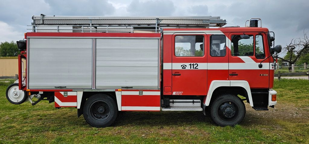 Πυροσβεστικό όχημα MAN 12.232 Allrad Feuerwehr mit Sperren: φωτογραφία 5
