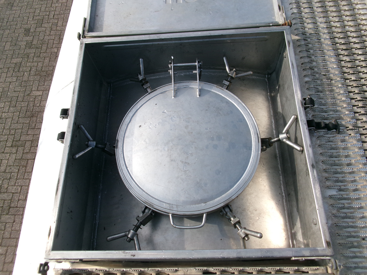 Επικαθήμενο βυτίο για τη μεταφορά χημικών ουσιών Magyar Chemical tank inox L4BH 34 m3 / 1 comp: φωτογραφία 16