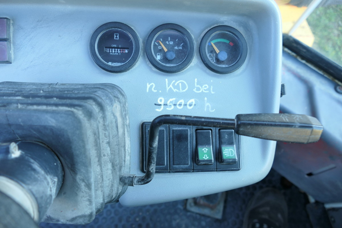Ελαστιχοφόρος φορτωτής SCHAEFF SKL 843: φωτογραφία 17