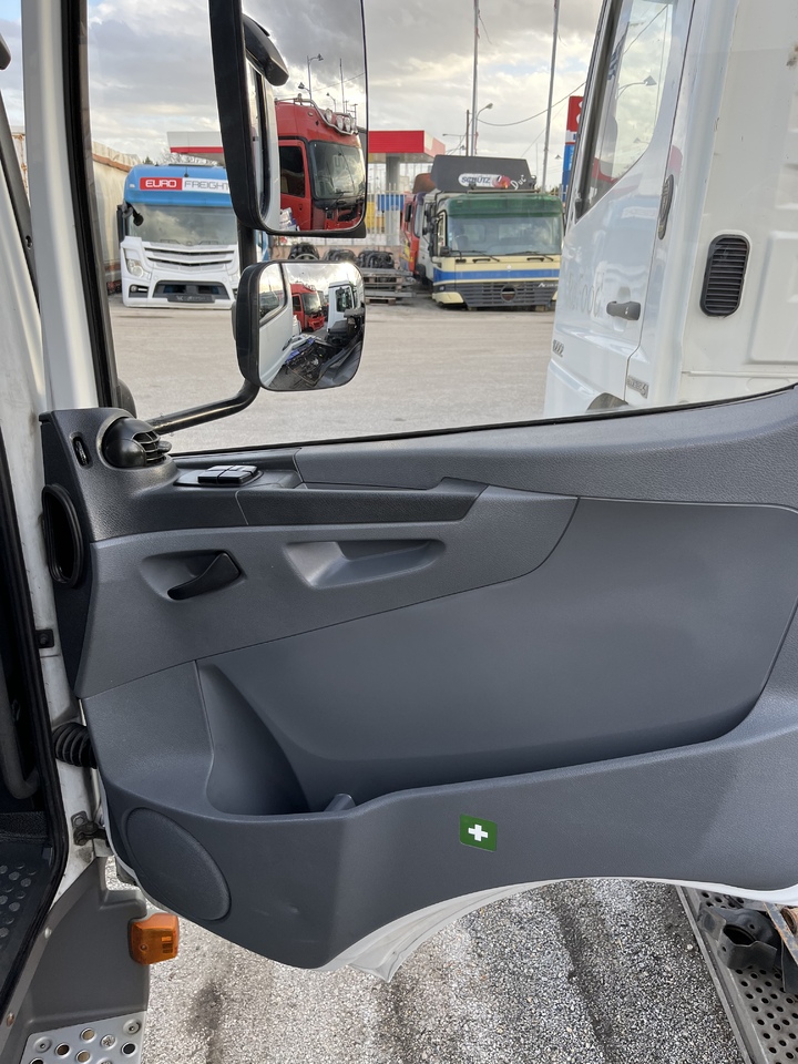 Καμπίνα και εσωτερικό για Φορτηγό SHORT CAB COMPLETE ATEGO 3: φωτογραφία 15