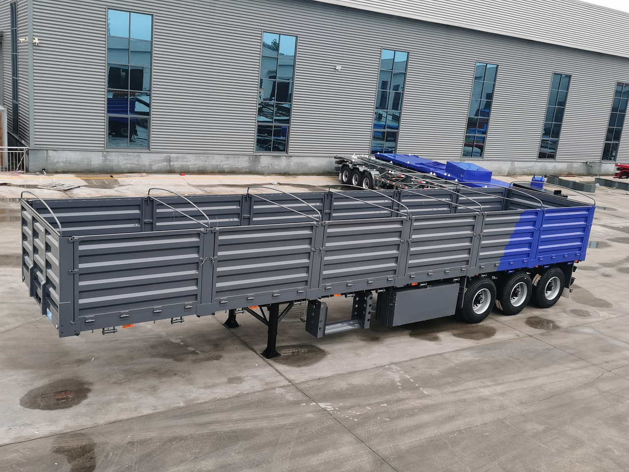 Καινούριο Επικαθήμενο πλατφόρμα/ Καρότσα για τη μεταφορά χύδηνυλικών SUNSKY 40FT drop side wall semi trailer: φωτογραφία 9