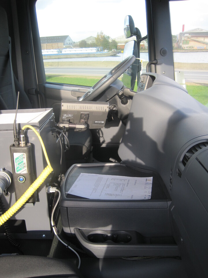 Φορτηγό βυτιοφόρο Scania G370: φωτογραφία 7