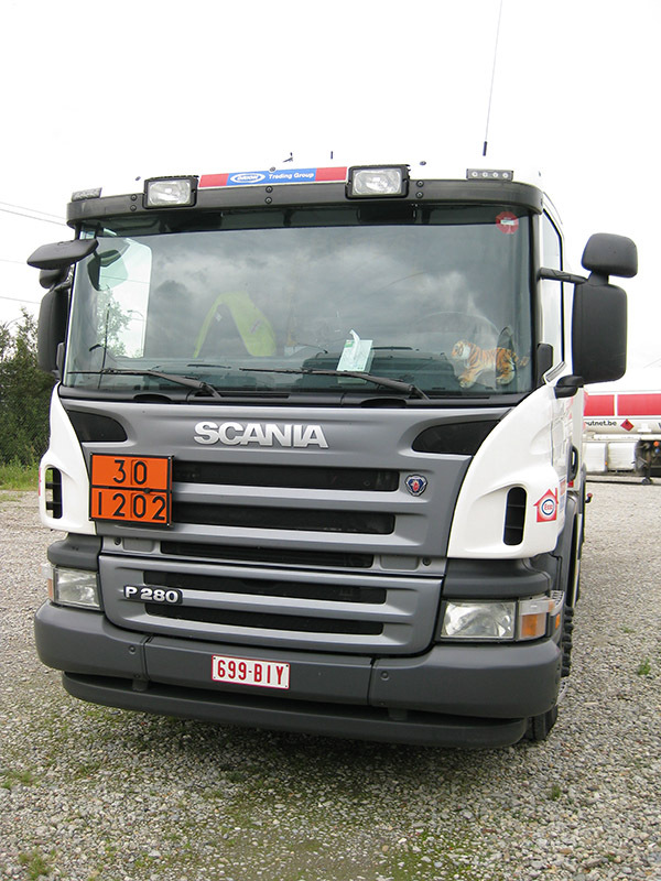 Φορτηγό βυτιοφόρο Scania P280: φωτογραφία 3