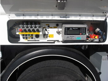 Φορτηγό βυτιοφόρο DAF CF 85