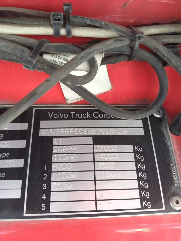 Φορτηγό με ανοιχτή καρότσα VOLVO FH16 750: φωτογραφία 26
