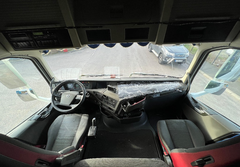 Φορτηγό κόφα Volvo FH460 6x2 Euro 6: φωτογραφία 10