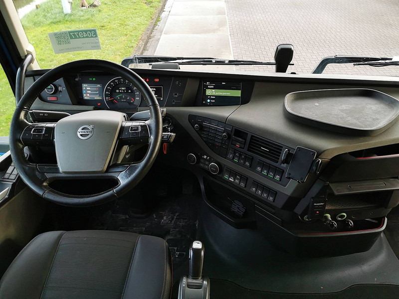 Φορτηγό με ανοιχτή καρότσα, Φορτηγό με γερανό Volvo FH 540 6x2 hiab 117k pro: φωτογραφία 9