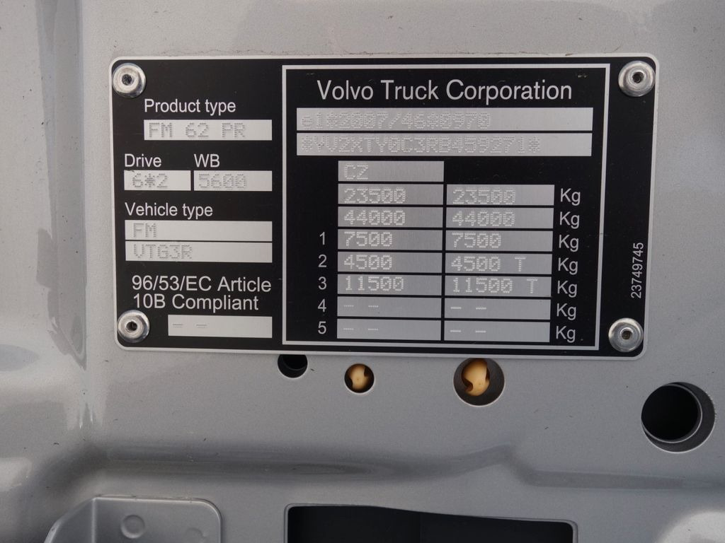 Φορτηγό σασί Volvo FM13 460 6x2  Neue RTO ,Kassbohrer, Rolfo, Rimo: φωτογραφία 8
