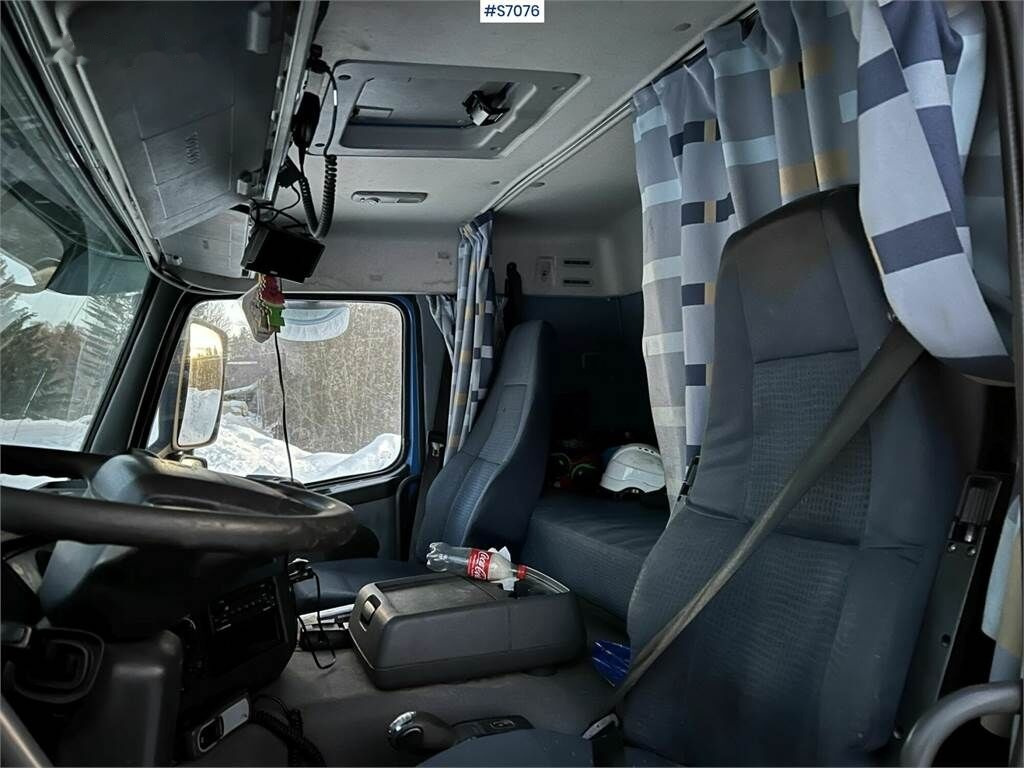 Φορτηγό με ανοιχτή καρότσα, Φορτηγό με γερανό Volvo FM 400 6*2 Crane Truck with tiltable flatbed + Pal: φωτογραφία 5