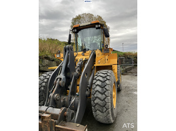 Volvo L90D - Ελαστιχοφόρος φορτωτής