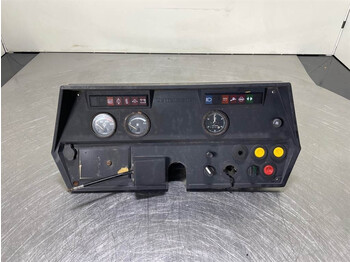 Zettelmeyer ZL601 - Dashboard/Console/Konsole - Καμπίνα και εσωτερικό