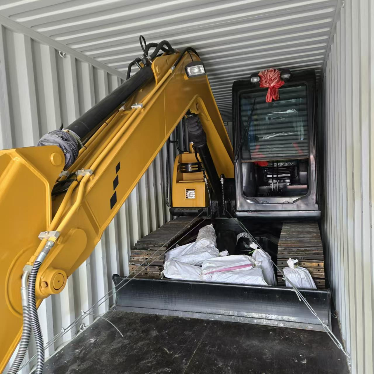 Toaks International Trading Company - Φορτηγά SINOTRUK HOWO - νέο undefined: φωτογραφία 16