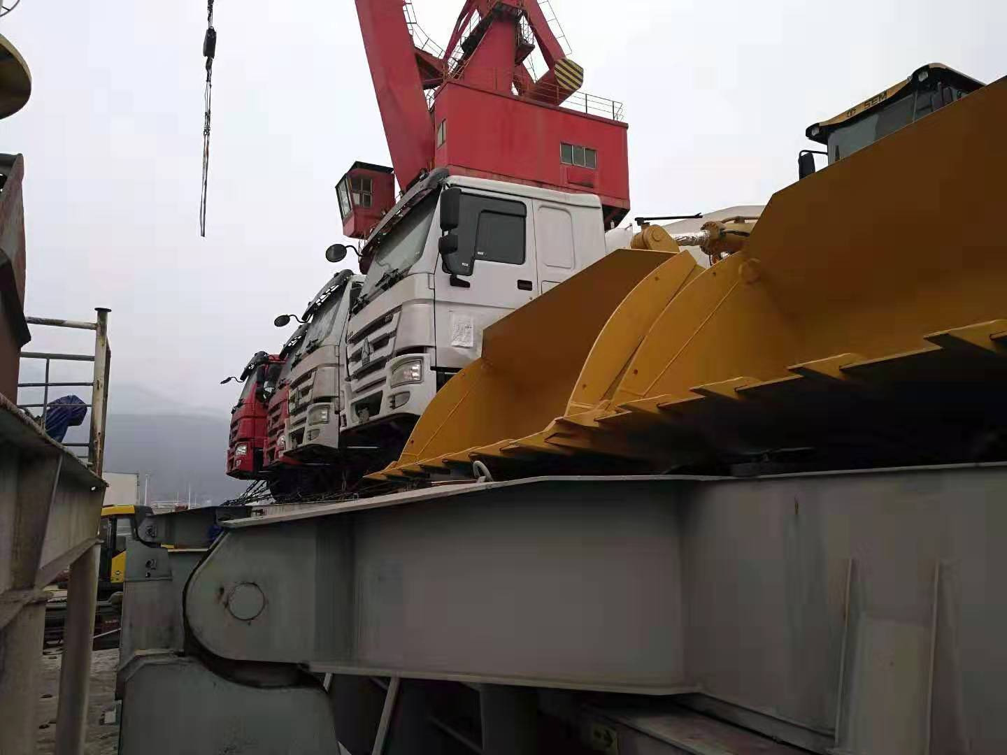 Shandong Guhong Auto Industrial CO., LTD - Φορτηγά SINOTRUK - γερανός παπαγάλος undefined: φωτογραφία 9