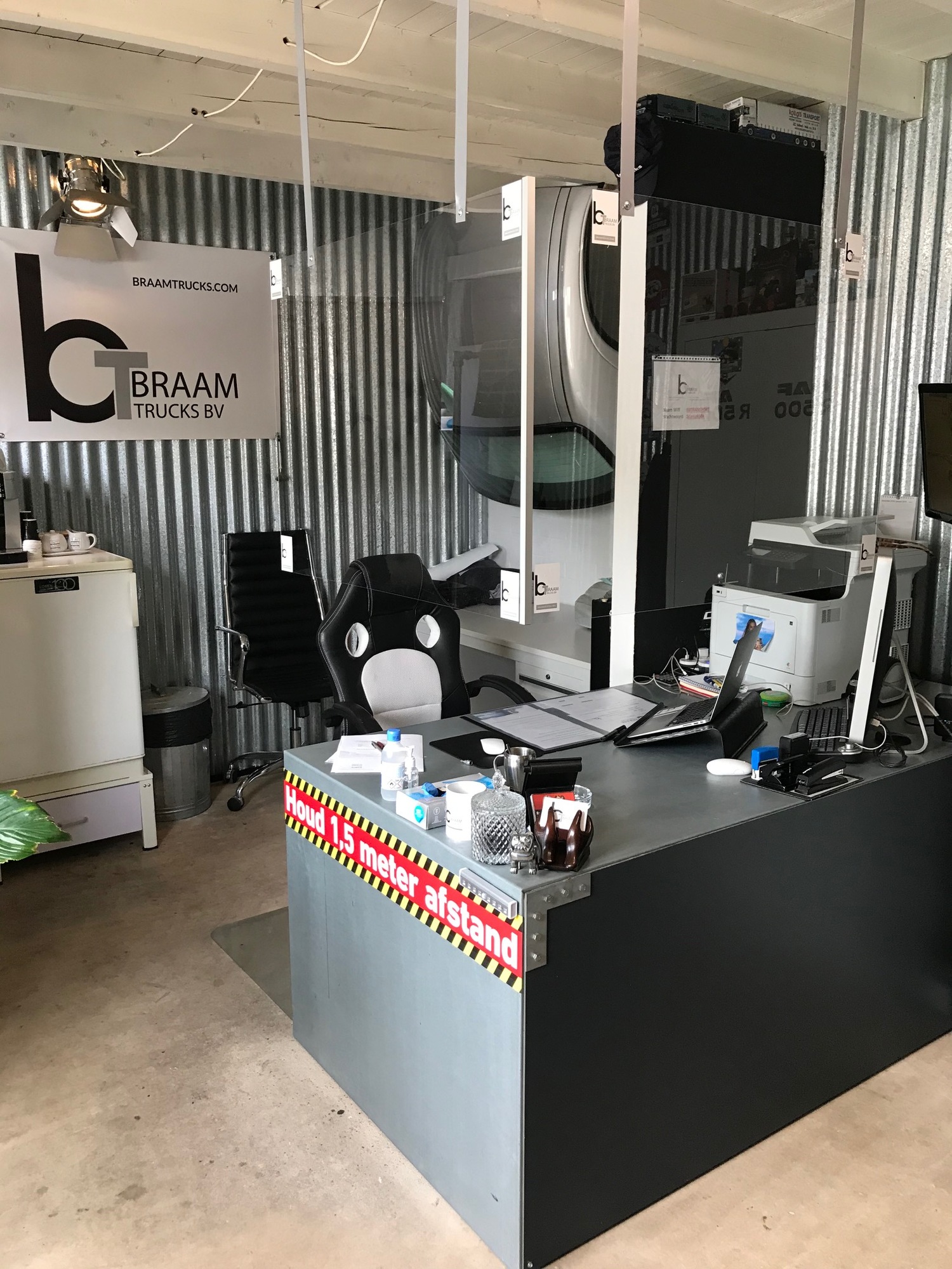 BRAAM TRUCKS & TRAILER VERHUUR B.V. undefined: φωτογραφία 3