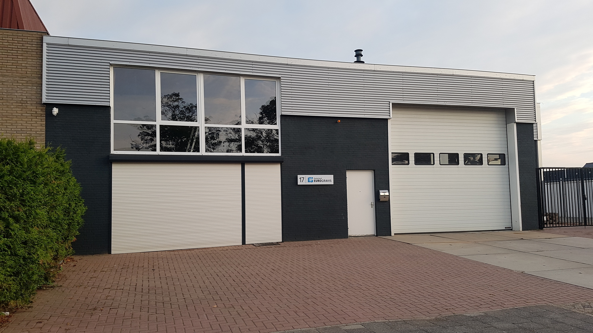 EUROGRAVIS NEDERLAND - Ανταλλακτικά RENAULT undefined: φωτογραφία 1