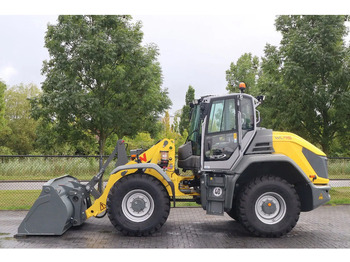 Ελαστιχοφόρος φορτωτής WACKER