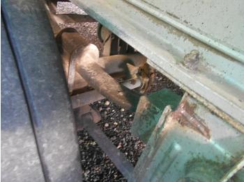 Επικαθήμενο ανατρεπόμενο Benalu: φωτογραφία 5 Επικαθήμενο ανατρεπόμενο Benalu: φωτογραφία 5