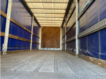 Φορτηγό μουσαμάς DAF CF75 310: φωτογραφία 5