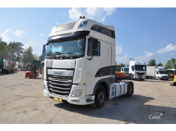 Τράκτορας DAF XF 460