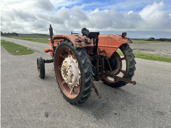 Τρακτέρ Fiat 640: φωτογραφία 5 Τρακτέρ Fiat 640: φωτογραφία 5
