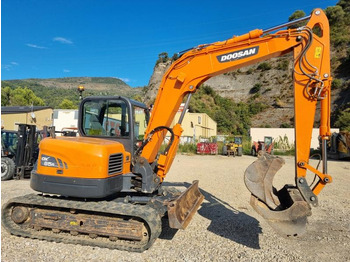 Μίνι εκσκαφέας DOOSAN