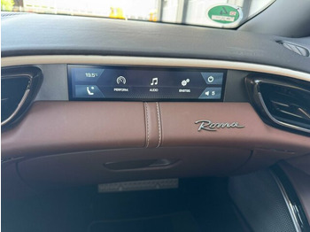 Κουπέ αυτοκίνητο Ferrari Roma Coupe Schwarz: φωτογραφία 5