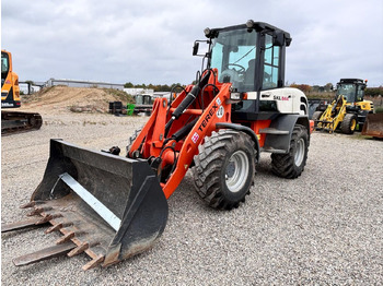 Ελαστιχοφόρος φορτωτής TEREX