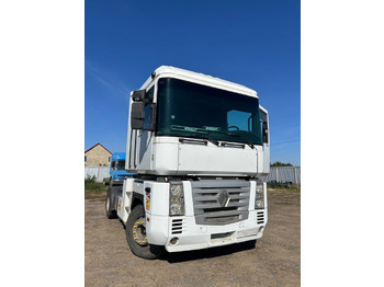 Τράκτορας RENAULT Magnum 440