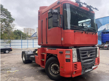 Τράκτορας RENAULT Magnum 480