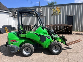 Σπαστός φορτωτής AVANT