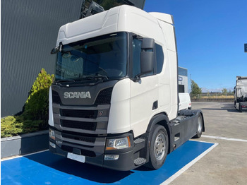 Τράκτορας SCANIA R 450