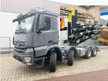 Φορτηγό φόρτωσης γάντζου MERCEDES-BENZ Arocs 3251