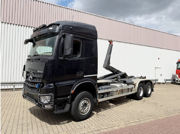 Φορτηγό φόρτωσης γάντζου MERCEDES-BENZ Arocs 3351