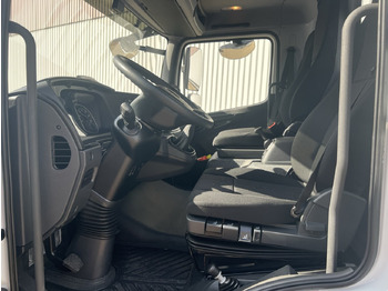 Interior photo 1: Φορτηγό ανατρεπόμενο Mercedes-Benz Atego 818 K 4x2 Atego 818 K 4x2, 2x AHK, Meiller-Kipper, mehrfach Vorhanden!