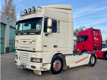 Τράκτορας DAF XF 105 460