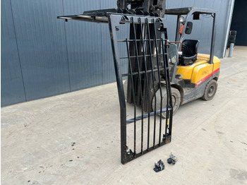 Καμπίνα και εσωτερικό CATERPILLAR