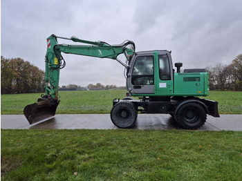 Τροχοφόρος εκσκαφέας HITACHI ZX130W