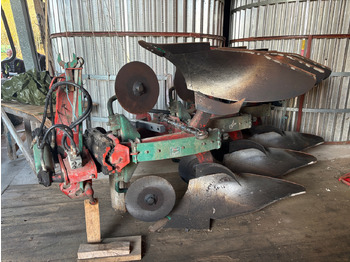 Άροτρο KVERNELAND