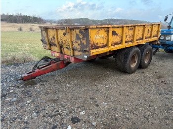 Ρυμούλκα για τρακτέρ