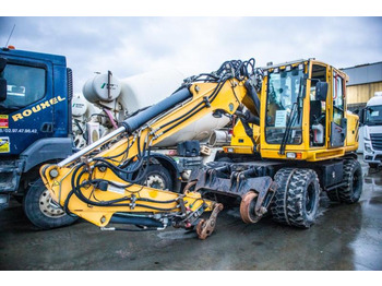 Τροχοφόρος εκσκαφέας ATLAS