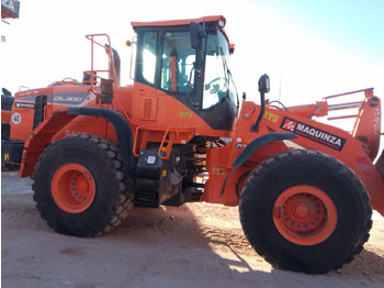 Ελαστιχοφόρος φορτωτής DOOSAN DL300