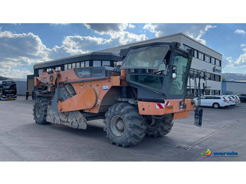 Μηχανών ασφάλτου Wirtgen WR2400: φωτογραφία 2