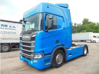 Τράκτορας SCANIA R 450