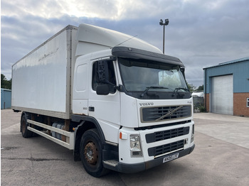 Επαγγελματικό αυτοκίνητο κόφα Volvo FM9 300 4x2 Box Van: φωτογραφία 2