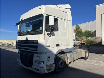 Τράκτορας DAF XF 105 460